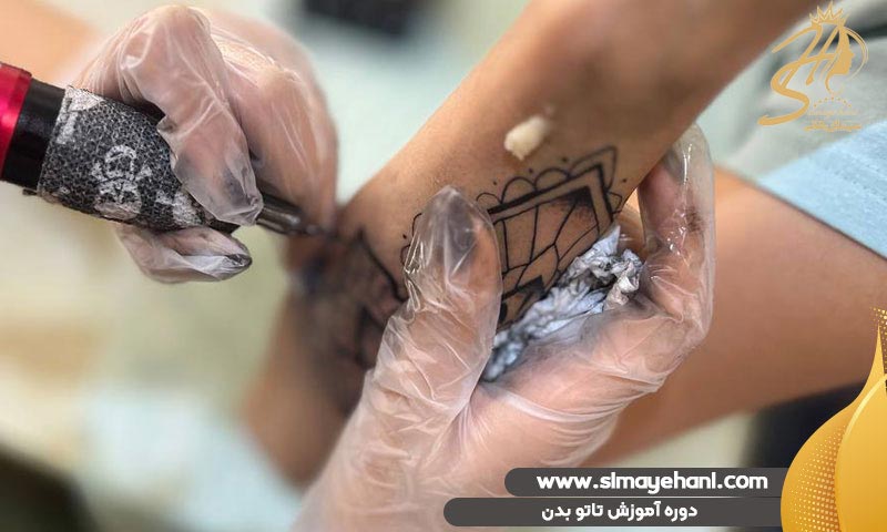 دوره آموزش تاتو بدن یا تاتو سه بعدی