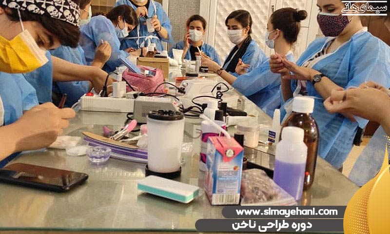 دوره آموزش طراحی ناخن